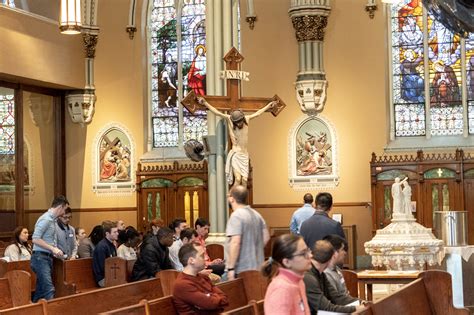 15 The Most Beautiful Catholic Churches in Chicago