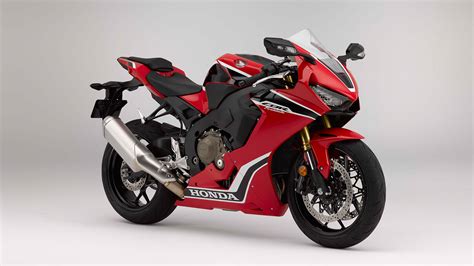 Honda CBR 1000RR 2017 - Price, Mileage, Reviews, Specification, Gallery ...