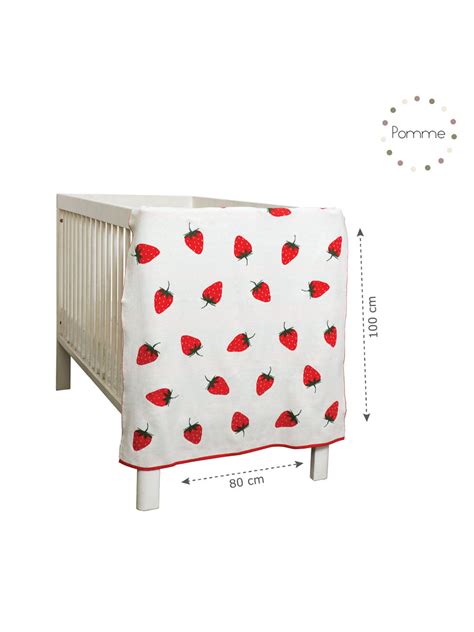 Strawberry Pattern Knitted Baby Blanket – Pomme