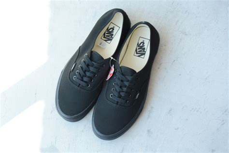 VANS(バンズ)USモデルAUTHENTIC オーセンティック(VN000EE3BKA)BLACK/BLACK | GAINSBOUR ...
