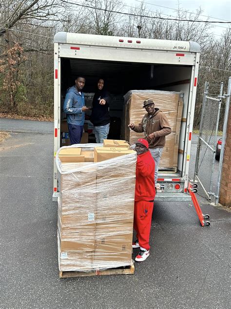 About Us - Pallets Liquidation