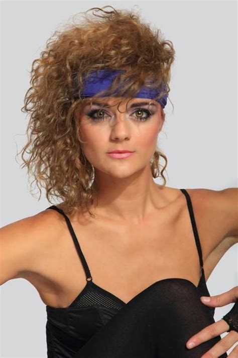80s hairstyle with headband
