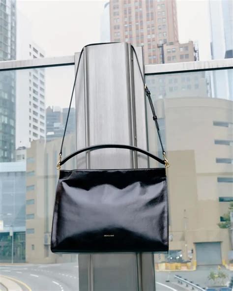 Designer Women's Apparel, Men's Apparel, Shoes & Handbags | Saks Fifth ...