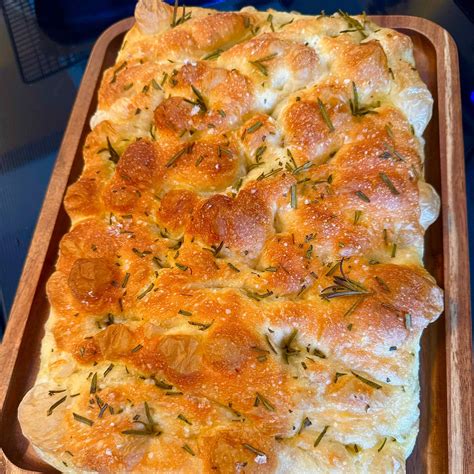 Overnight Focaccia Recipe | Samsung Food App
