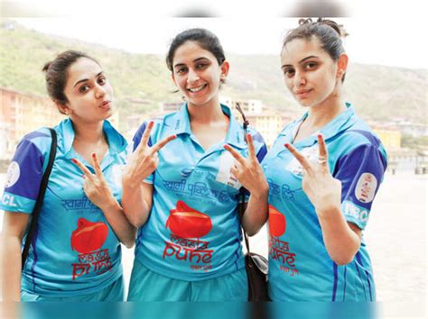 Sunil Barve: Marathi cricket tournament gets off to a scenic start at L ...