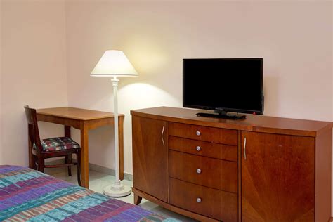 Knights Inn Hallandale Hotel