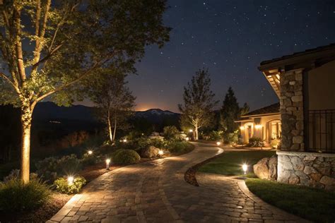 18+ Inspiring Driveway Lighting Ideas