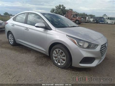 Report 3KPC24A32KE038671 HYUNDAI ACCENT 2019 Silver Gasoline - price and damage history