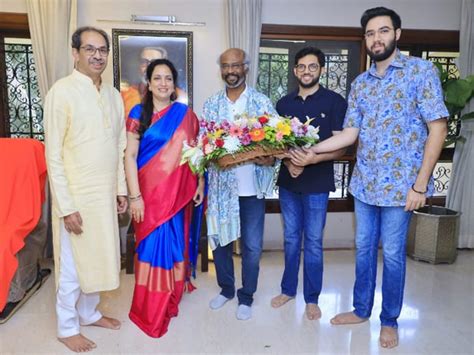 Rajnikanth visits Uddhav Thackeray and his family at Matoshree