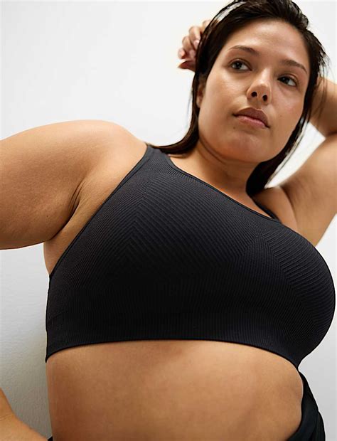 Buy Reversible Seamless Medium Support Sports Bra at Marks & Spencer