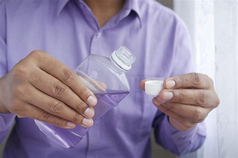 Antiseptic Vs. Antibacterial Mouthwash: What's The Difference? - Dental ...