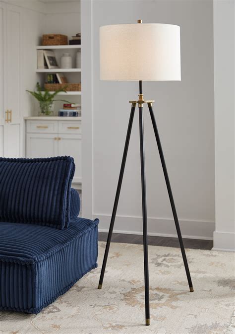 George Oliver Mairani 72'' Black Tripod Floor Lamp - Wayfair Canada