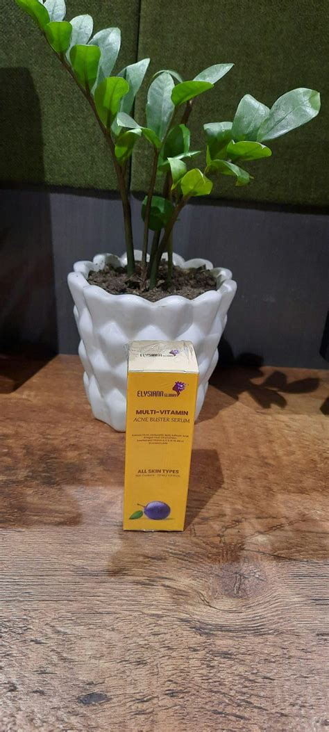 Multi Vitamin Acne Buster Serum Kakadu Plum,Hyaluronic Acid, Salicylic ...