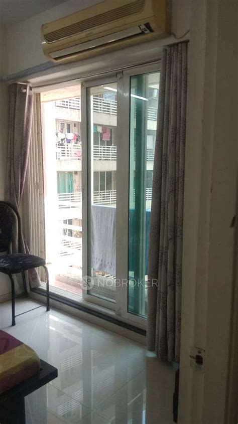 Puraniks RDC Pinewood Godhbandar road Shivsena shakha behind Manpada ...