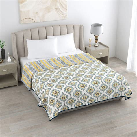 Buy Soft & Cozy Dohar Blankets Online | Haus & Kinder – haus & kinder