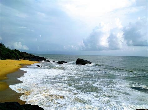 IMAN BEACH RESORT (Mogral) - Hotel Reviews & Photos - Tripadvisor