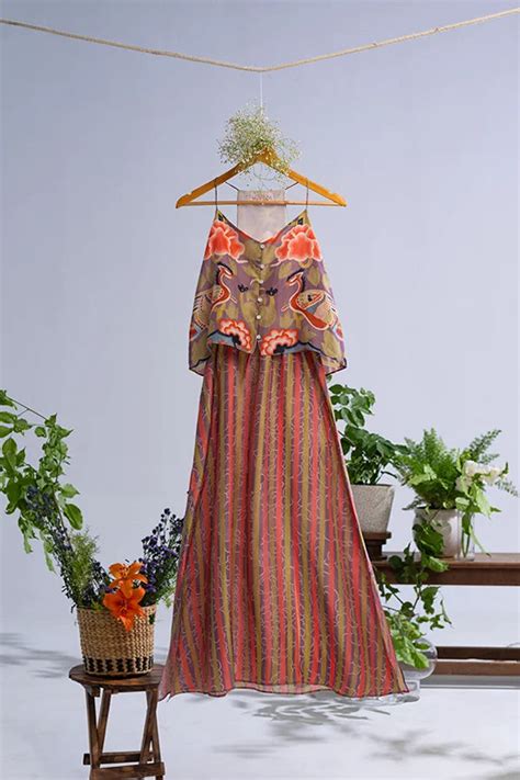 Peony 2 layer Slip Dress – Beetroot