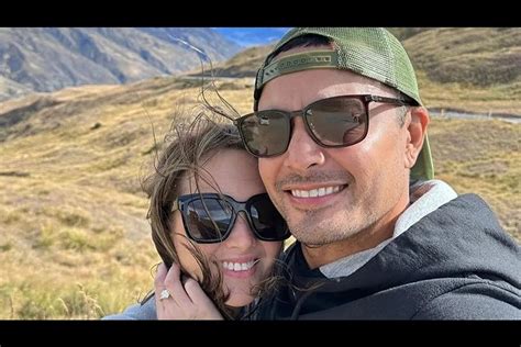 Ellen Adarna, Derek Ramsay mark second wedding anniversary | ABS-CBN ...