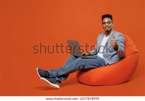 Business Person Full Body 的图像结果