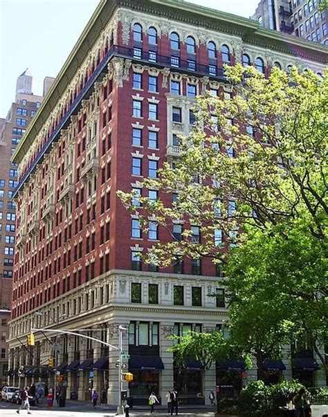 THE GRAND MADISON | 225 Fifth Avenue, Manhattan | Corcoran