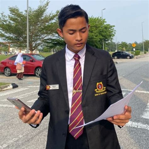 Mukhlis - - ₹416/h