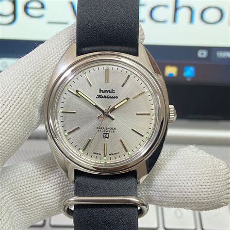 MOD Seiko Slim Rectangular Quartz Golden Face Cherry Band Men's Wrist ...