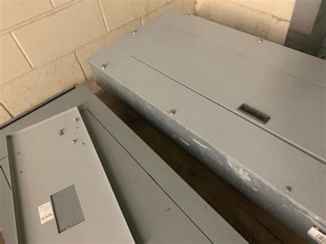Cutler-Hammer Breaker Panel PM1, 400A, Main/Capacity, 3 Ph, 240V in ...