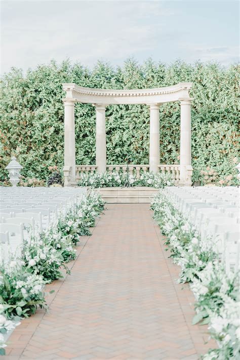 Wedding aisle flowers 60 photos - Astyledwedding.com