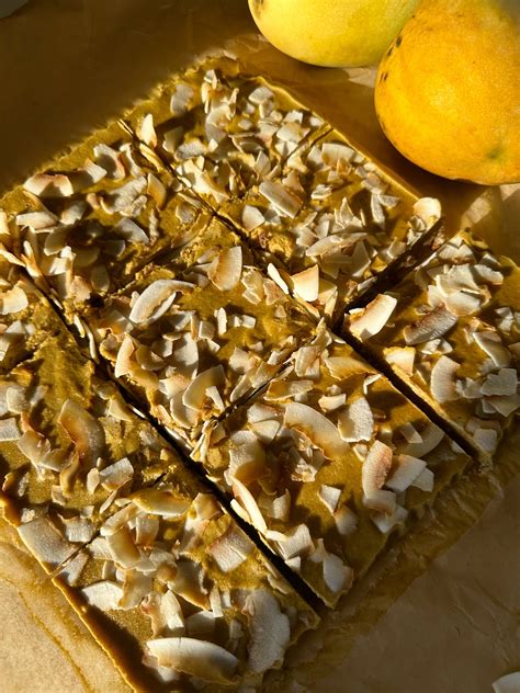 No-Bake Mango Coconut Ice Cream Bars