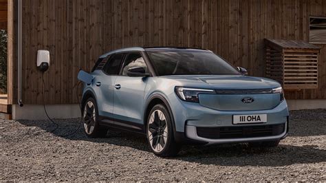 What you need to know about Hybrid and Electric Cars | Ford UK