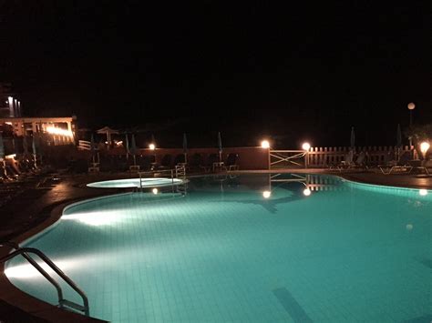 SOCRATES HOTEL AND THE ROCK RESTAURANT (Sidari) - Hotel Reviews ...