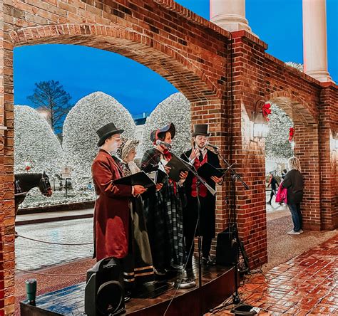 Things to do in Nashville at Christmas – Travels With The Crew