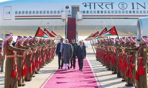 PM arrives in Amman, Jordan to a special welcome | Prime Minister of India