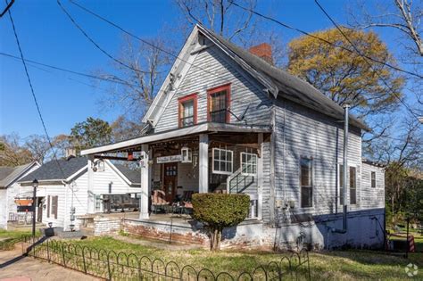 About South Atlanta | Schools, Demographics, Things to Do - Homes.com