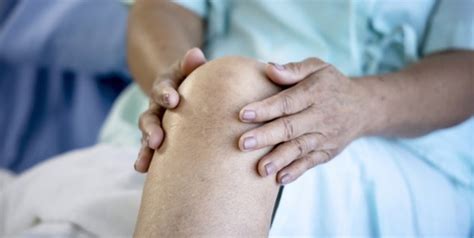 Osteomalacia or soft bones causes symptoms and treatment in hindi ...