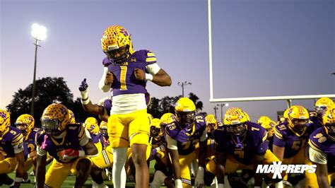 Football Game Preview: Edna Karr Cougars vs. Jesuit Blue Jays