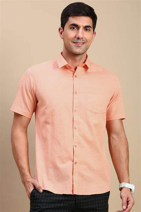 Classic Polo Men's Half Sleeve Peach Polo Neck Slim Fit Solid Casual S