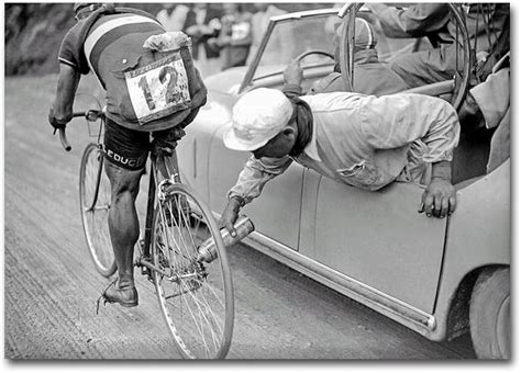 Cycling Black and White 的图像结果