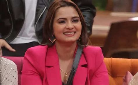 Bigg Boss 19: Who Is Neelam Giri, The 28-Year-Old Bhojpuri Dhak-Dhak ...