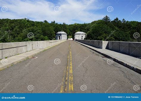 Kensico Dam Plaza and Reservoir a 18 Editorial Photography - Image of ...