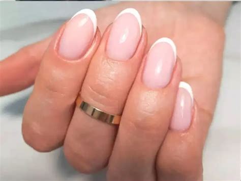 Notice your nails bending? Doctor explains why you should not ignore it ...