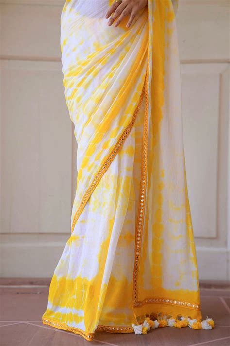 Buy Yellow Tie and Dye Mulmul Cotton Saree Online – RODDUR
