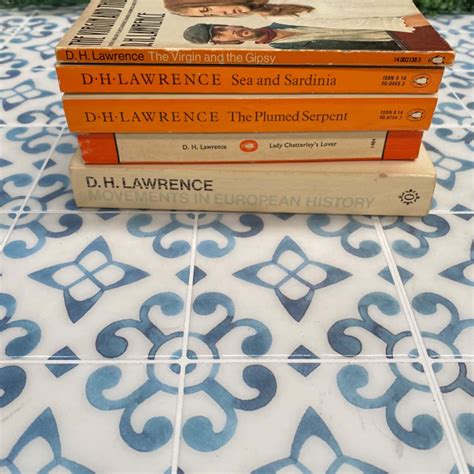 D.H Lawrence books bundle (s)