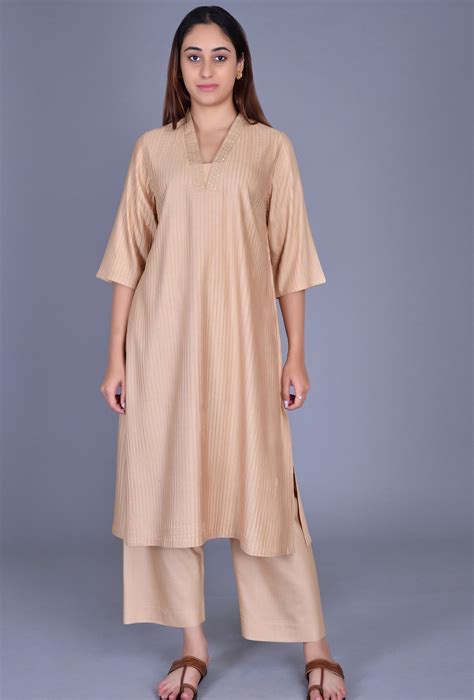 Cotton Silk Pintucks Ensemble – Bandhejstore