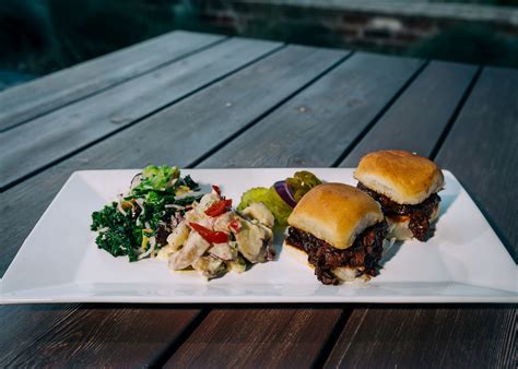 Porters Backyard - PORTERS Dining + Bar | College Station