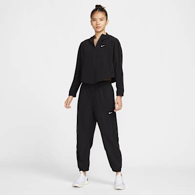 Nike One Women's Repel High-Waisted Woven Trousers. Nike IN