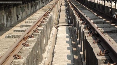 Design of pitlines for maintenance of Railway Trains – Swapnil Garg's ...