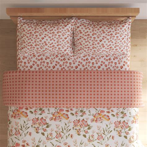 Buy Chime Cordovan Cotton 4Pcs Printed Double Bed-In-A-Bag Set from ...