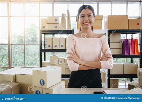 Small Business Owner Working 的图像结果