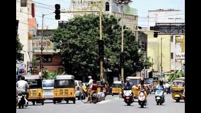 Allahabad: Smart lens at crossings to spot traffic light offenders ...